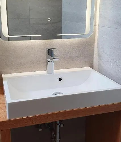 And Milena بيت ضيافة كْرانْيِسكا غورا